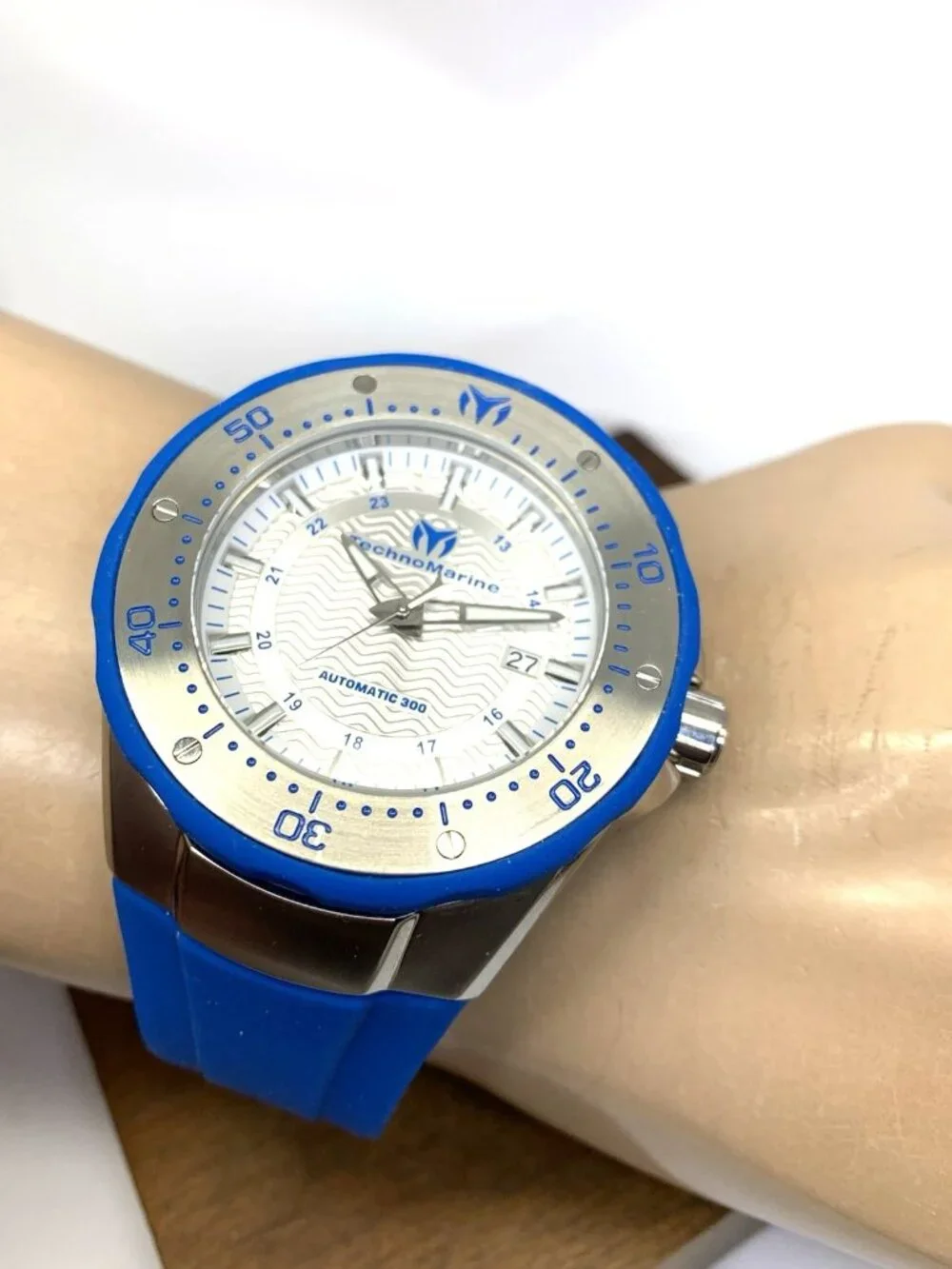 Technomarine men watch
